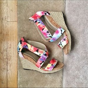 Adrienne Vittadini Floral Wedges